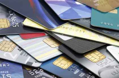 信用卡业务员靠什么赚钱，利用信用卡赚钱的大神都用它
