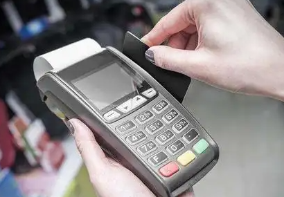 偶尔用自己的信用卡扫自己的商户码安全吗，答案，不安全