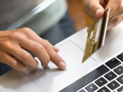 信用卡自动回款二维码费率太高了怎么办，分享一个安全正规费率低的